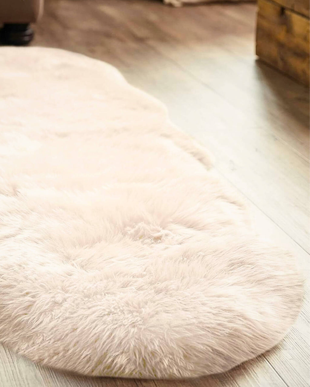 White Double Long Wool Sheepskin Rug close up