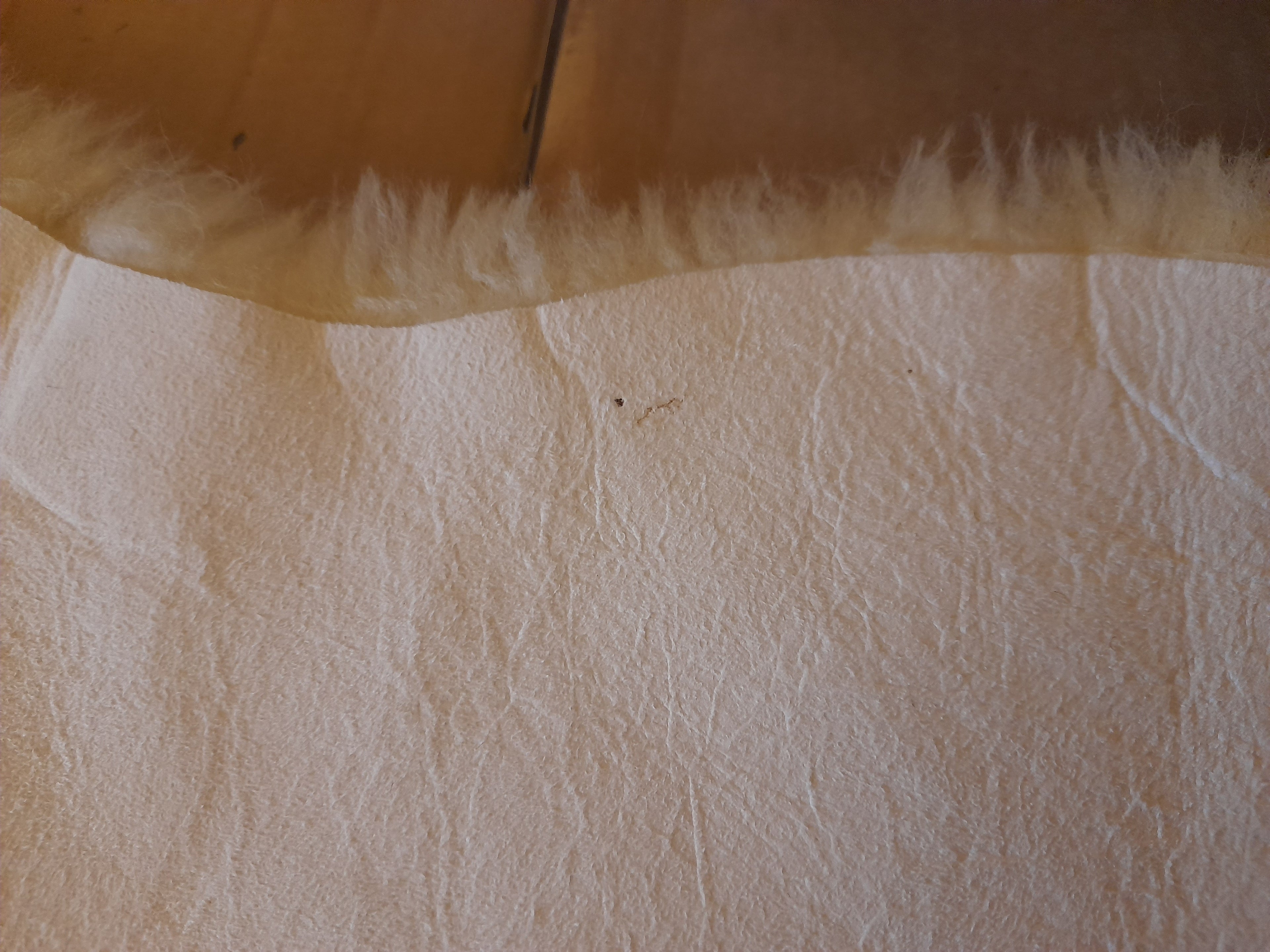 Outlet - Baby Sheepskin Rug - Natural - 85cm x 48cm