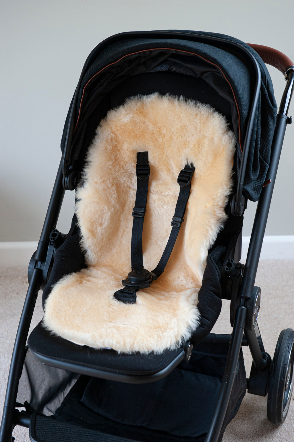 shorn natural sheepskin pramliner in natural