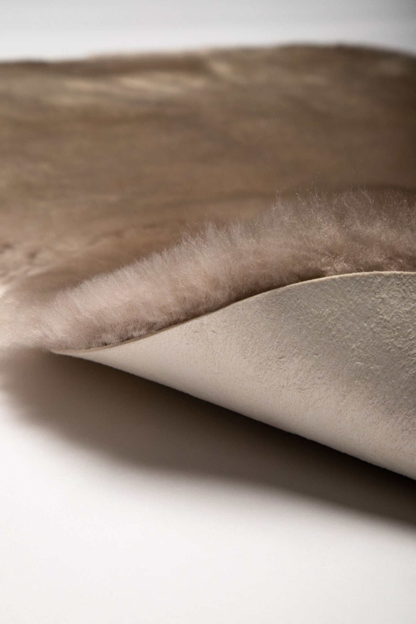 Sheepskin Snuggler Pramliner Taupe 